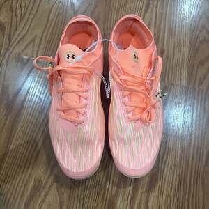 Under Armour Magnetico Elite 4 FG Soccer Cleats Case Orange Black